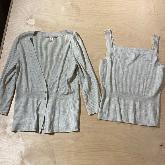 Belford Tank Top and Sweater Set Medium (JR) - Picture 7 of 12